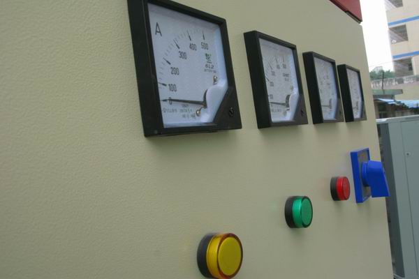 宾川配电柜-3683讲讲配电柜注意事项